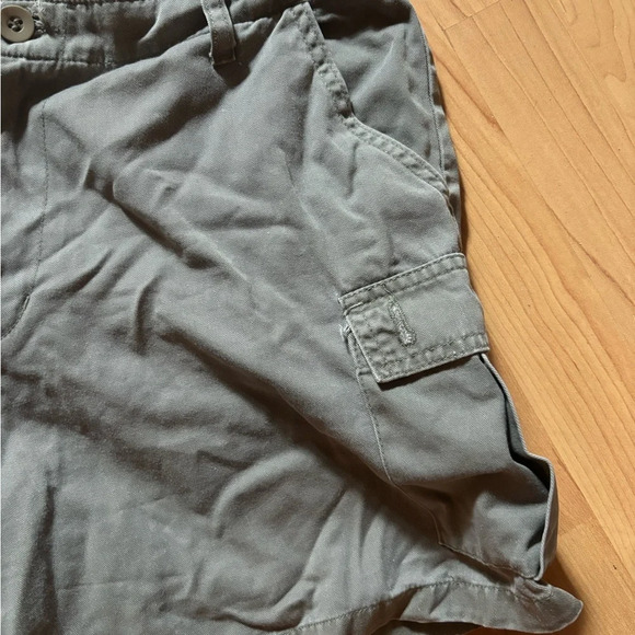 Vintage Genetic Jeans Green Cargo Shorts 100% cotton - Picture 3 of 7